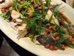 -大头虾越式风味餐厅(光明广场店)