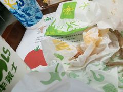 -华莱士·全鸡汉堡(湛江新华店)