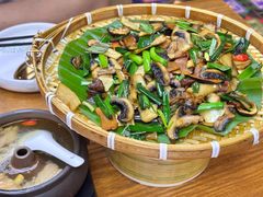 -云海肴·汽锅鸡·云南菜(天山百盛优客店)