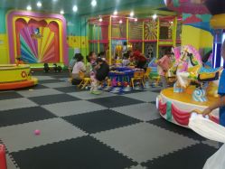 -宝贝渡口儿童游乐园(华南安盛店)