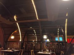 -新哥老官·畅吃123·美蛙世界(苏宁广场店)