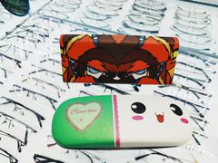 -潘多拉眼镜·蔡司依视路明月(潘家园店)