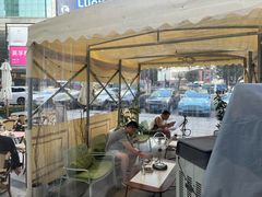 -Line 咖啡(石厦花园店)