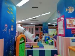 -孩子王童乐园(成都吾悦广场店)
