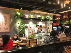 大堂-渝是乎川渝小炒(新世界百货望京店)