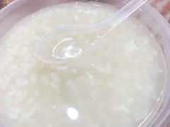 绿豆粥-蓝精灵饺子店