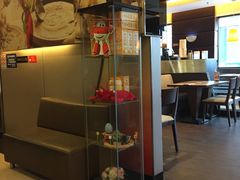 -必胜客(机场路店)