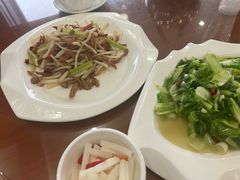 -漁耕小厨农家院(武当山店)