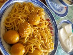 -赵记传承特色牛奶甜品(泉城广场店)