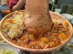 土司铜锅油焖鸡-浩海火燒雲傣家菜(静安芮欧店)