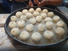 -李与白包子铺(桐梓林店)