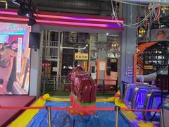 -嗨翻Hi-Fun竞技主题乐园·蹦床亲子生日轰趴(国光1937店)