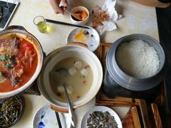 -魏铭鱼头捞饭(晋阳路店)