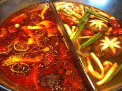-湊湊火锅·茶憩(新中关购物中心店)