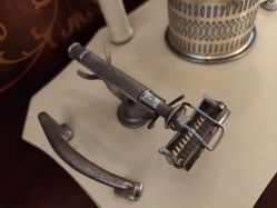 -IMUSE BARBER SHOP