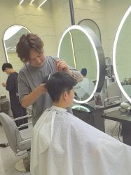 -慕名造型