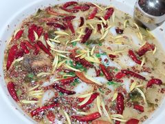 -江渔儿酸菜鱼专门店(明珠广场店)