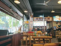 -拐枣巷小串串(财大店)