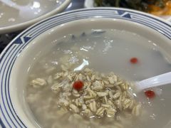 -牛一嘴·兰州牛肉面·大盘鸡(财富中心店)