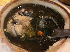 泰国椰皇炖乌鸡汤-陈鹏鹏潮汕菜(欢乐海岸 海边景观店)