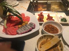 虾滑特新鲜-海底捞火锅鲜切牛肉主题店(长寿路店)