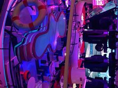 -巴特餐饮6加1音乐餐吧·新疆菜