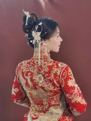 -艾米丽婚纱礼服