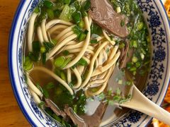 -嘻小北·兰州清汤牛肉面(太平洋森活天地店)