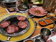 -青瓦炭韩潮烤肉(花园道店)
