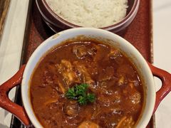 罐焖牛肉配米饭-哈拉硕俄式西餐