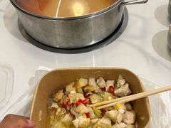 -喃喃椰·糟粕醋·椰子鸡火锅(七堡花园店)
