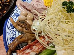 -周小明火锅(黑金冠社区店)