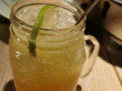 冰镇柠檬香绿茶-瓦城泰国料理(芮欧百货店)