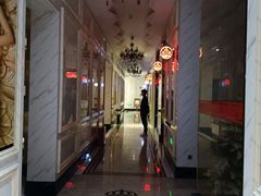 -皇马纯KTV·量贩·聚会(民治店)