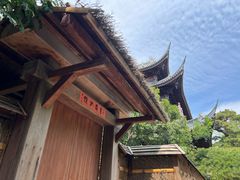 -龙华寺