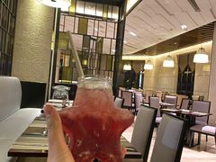 -广州万富希尔顿酒店·感趣自助餐厅·金秋蟹宴生蚝海鲜刺身烧烤