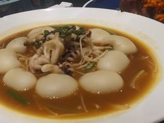 -香山湖家家宴(中山陵店)