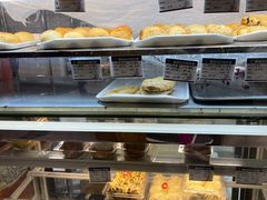 面包甜点陈列柜-白玉兰食品(甜云店)