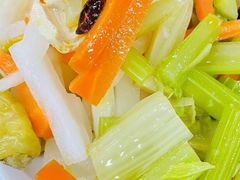 -牛一嘴·兰州牛肉面·大盘鸡(财富中心店)