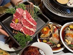 -草家酱蟹炭火烤肉店(珲春南路一店)