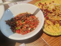 -黄泥岗·地道湖北菜(奥特莱斯店)