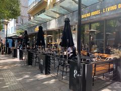 露天位-81BAKERY(大学路店)