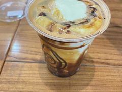 -油梨树 AVOCADO TREE(亮马桥店)