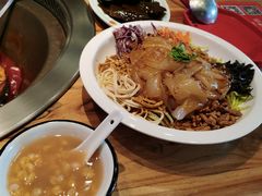 大碴粥-山里屯铁锅炖·东北菜(康桥店)