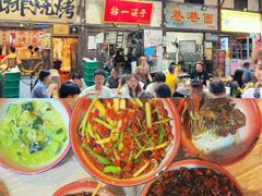 -十一街苍蝇馆子转经消江湖菜(九眼桥十一街店)
