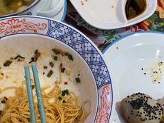 -小杨生煎(黄河路美食休闲街店)