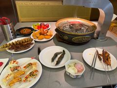 -山焱·炭火自助烤肉(周浦万达店)