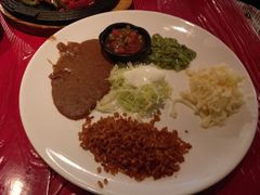 -Pistolera Mexican Cantina女枪手墨西哥餐厅(碧云路店)