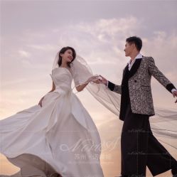 -易摄影婚纱摄影工作室