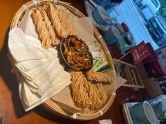 -魏铭鱼头捞饭(晋阳路店)